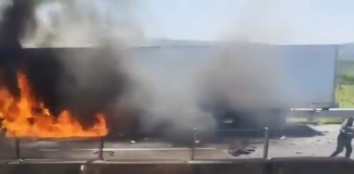 #VIDEO // Fatal choque e incendio paralizan la carretera rumbo a Guadalajara–Tepic