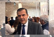 Afectados por narcobl0queos en Michoacán siguen sin recibir apoyo