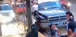 #VIDEO // Hombre salva a un niño de ser atropellado por un auto descontrolado en Veracruz