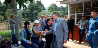 Casa Enlace del Diputado Vicente Gómez ofrece paquetes escolares subsidiados