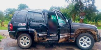 Con armas largas ejecutan a conductor de camioneta, en Tangancícuaro