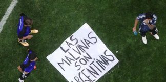 Mundial 2026: Reino Unido exige a la FIFA investigar a Argentina por pancarta sobre las Malvinas