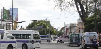 Obras del Metrobús en Morelia generan retrasos de hasta 70 minutos en transporte público