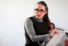 Giulianna Bugarini llama a abrir el debate sobre el uso de celulares en las aulas