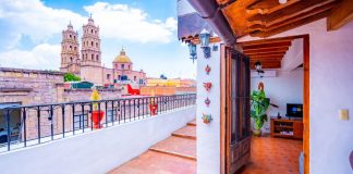 Sector hotelero de Michoacán pierde hasta 40 por ciento de ocupación por viviendas de uso turístico en Airbnb