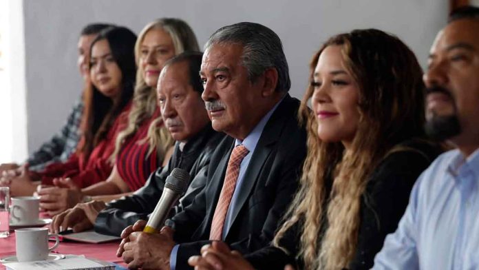 Moron-Orozco-Morena-definira-criterios-para-encuesta-en-8-dias