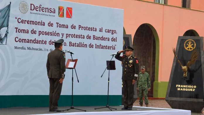 Rinde-protesta-nuevo-comandante-de-Infanteria-en-Morelia