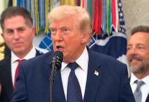 Trump interviene ante la FIFA para levantar la suspensión del delantero Folarin Balogun