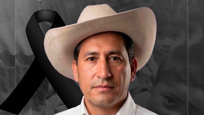 asesinan-periodista-josue-martinez-frente-hijo-texmelucan