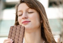 La ciencia de la felicidad revela el motivo por el que el chocolate nos hace sentir tan bien