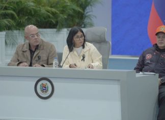 Delcy Rodríguez rechaza críticas por la respuesta del Gobierno tras los terremotos en Venezuela