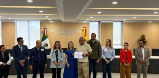 Transportistas de Morelia concluyen capacitación de casi un año; 500 recibieron constancias