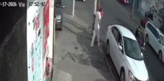 Presunto enfermero atropella a mujer y a sus dos hijos en Monterrey y se da a la fuga