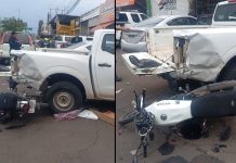 Motociclista choca contra camioneta estacionada y muere en un hospital de Zamora