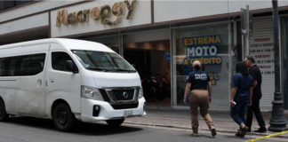 Mujer policía se quita la vida en una tienda de Puebla; su pareja hizo lo mismo días antes