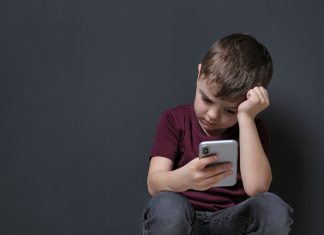 ¿Cuáles son los efectos de la tecnoadicción en el cerebro de niñas, niños y adolescentes?