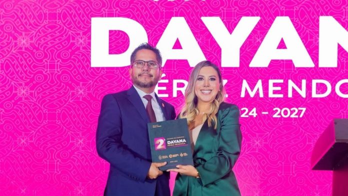 Dayana Pérez Mendoza rinde su Segundo Informe de Gobierno