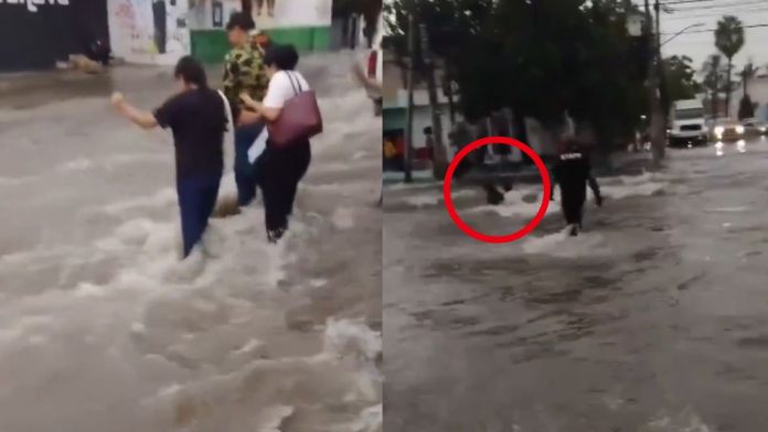 Corriente arrastra a dos mujeres durante fuerte lluvia en Guadalajara