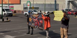 #VIDEO // Con pancartas, motociclistas exigen respeto vial en Morelia tras muerte de conductores