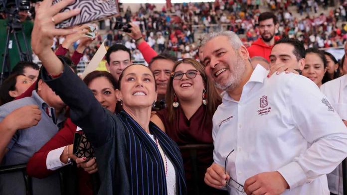 Agradece-Bedolla-a-la-presidenta