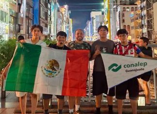 Alumnos del CONALEP conquistan Japón: Ganan primer y segundo lugar en torneo mundial de robótica