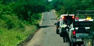 Automovilista muere tras la volcadura de su vehículo en la Morelia-Chiquimitío