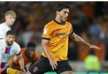 Raúl Jiménez vuelve a marcar de penal con los Wolves en la Championship