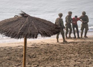 España instalará una valla marítima entre Ceuta y Marruecos tras crisis migratoria