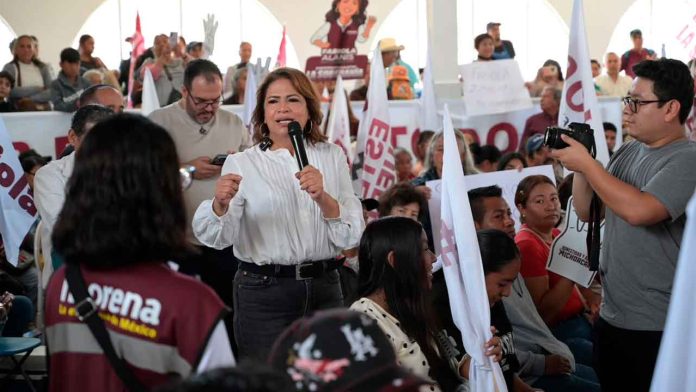 Fabiola-Alanis-Michoacan