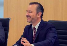 No estamos aquí para aplaudir, sino para representar: Fausto Vallejo Mora