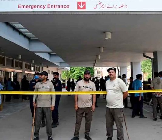 Incendio en hospital de Islamabad, Pakistán, deja a 14 bebés recién nacidos sin vida
