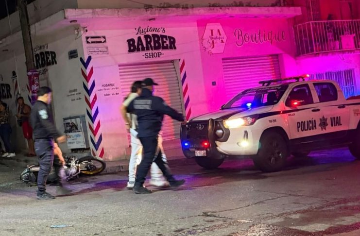 Motociclista sufre traumatismo craneal tras aparatoso accidente en La Piedad