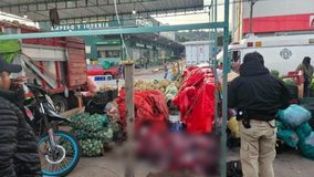 Hombre muere en una tarima frente a la Central de Autobuses de Zitácuaro