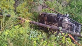 Vuelca automóvil en la carretera Morelia-Mil Cumbres