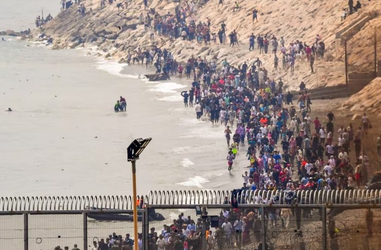 España pide ayuda de emergencia a la UE para afrontar la crisis en Ceuta