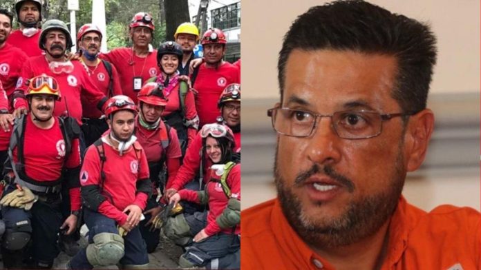 Niño tira a gatito de azotea (45)