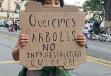 ¡Ni un peso más! Se manifiestan colectivos contra incremento a tarifa del transporte público