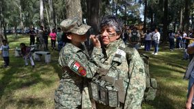 Realiza 17/o Batallón de Infantería paseo dominical con familias de Zamora