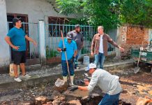 SAPAZ repara fuga de agua en Atecucario para fortalecer los servicios básicos