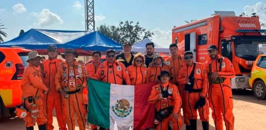 “Resistan”: Topos de México viajan para apoyar rescates en Colombia