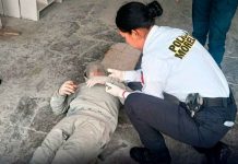 Adulto y adolescente resultan lesionados tras volcadura de camión en Tumbisca, Morelia