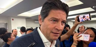 Acusa Alfonso Martínez fines políticos en manifestación de taxistas; no habrá exclusividad
