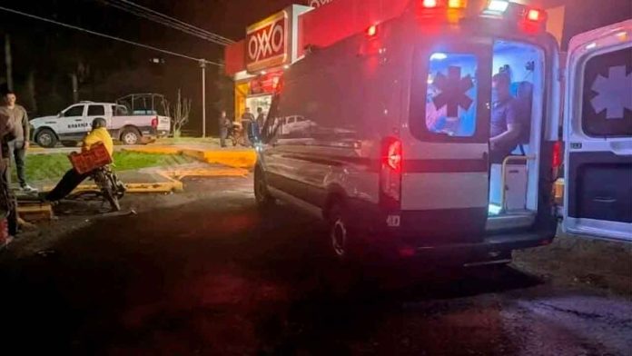 asalto-armado-oxxo-carretera-uruapan-patzcuaro