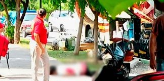 Asesinan a motociclista frente al Teatro del Pueblo, en el Centro de Apatzingán