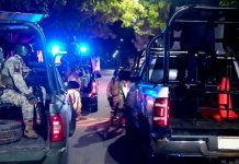 Delincuentes atacan con drones explosivos a policías en Parácuaro