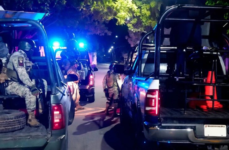 Delincuentes atacan con drones explosivos a policías en Parácuaro