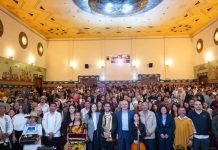 Entregan 700 instrumentos a orquestas infantiles en el municipio de Pátzcuaro