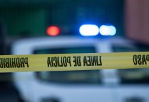 Hallan a una mujer sin vida y un hombre cae de un edificio en San Pedro Garza García
