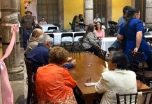 Con fiesta, música y baile, fundación “Mujer Arte con Esperanza”, celebra Día del Abuelito en Morelia