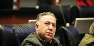 Enrique Inzunza rompe con Morena en el Senado y se declara independiente